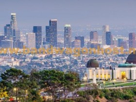搬瓦工 VPS 美国洛杉矶 CN2 数据中心便宜方案整理